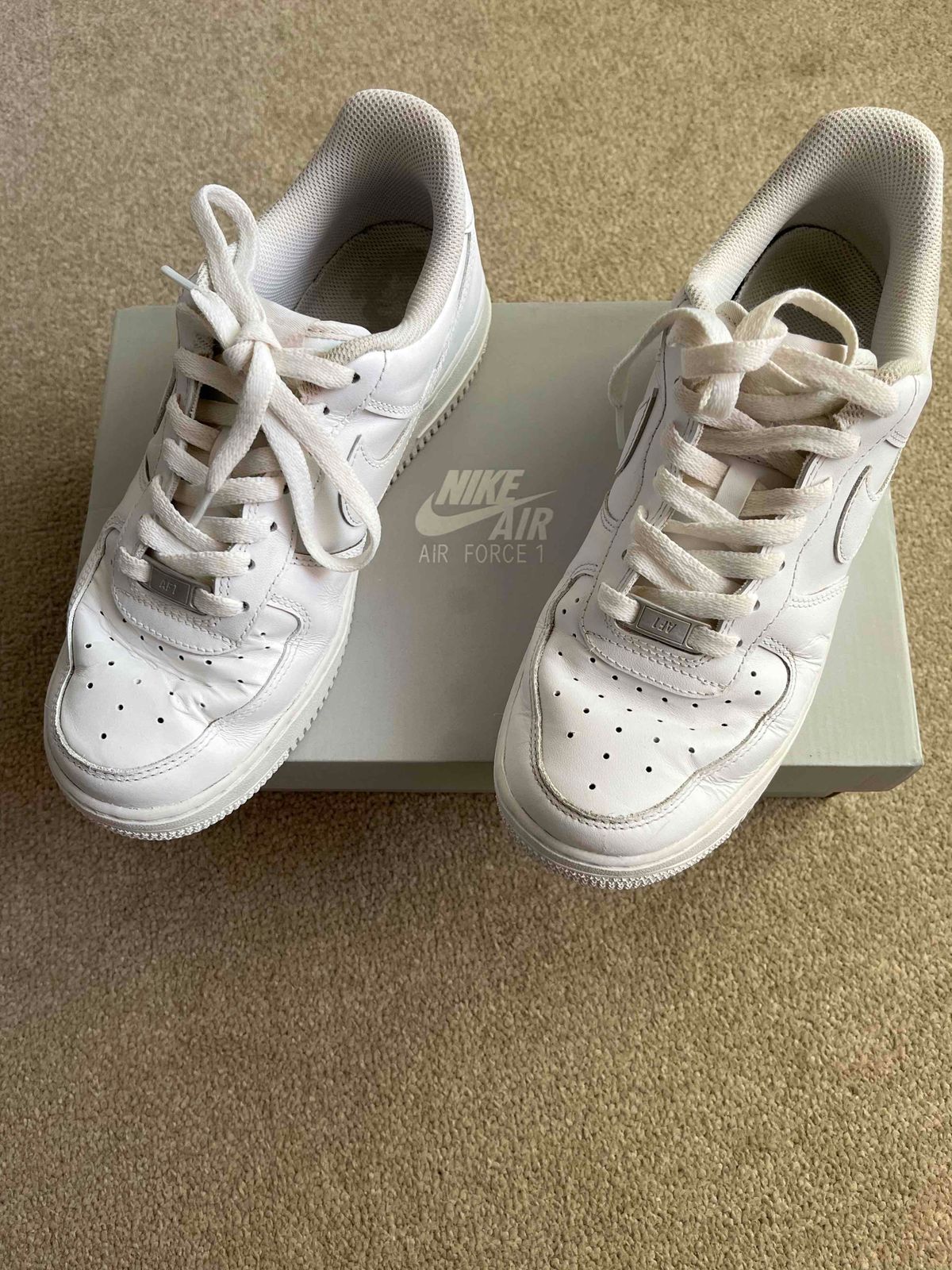 Used white nike outlet air force 1