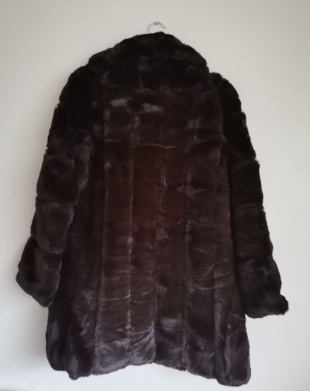 Yaga - marketplace for preloved fashion