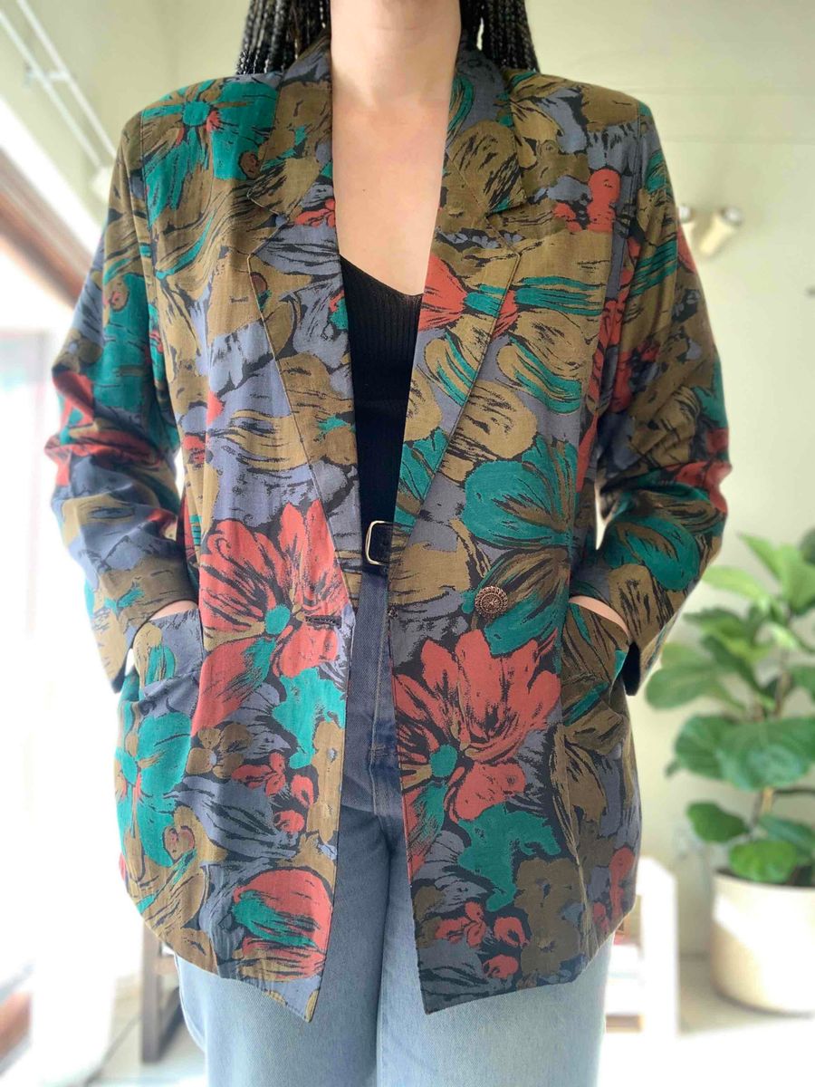 Women Vintage Floral Blazer Size: Best fit YAGA