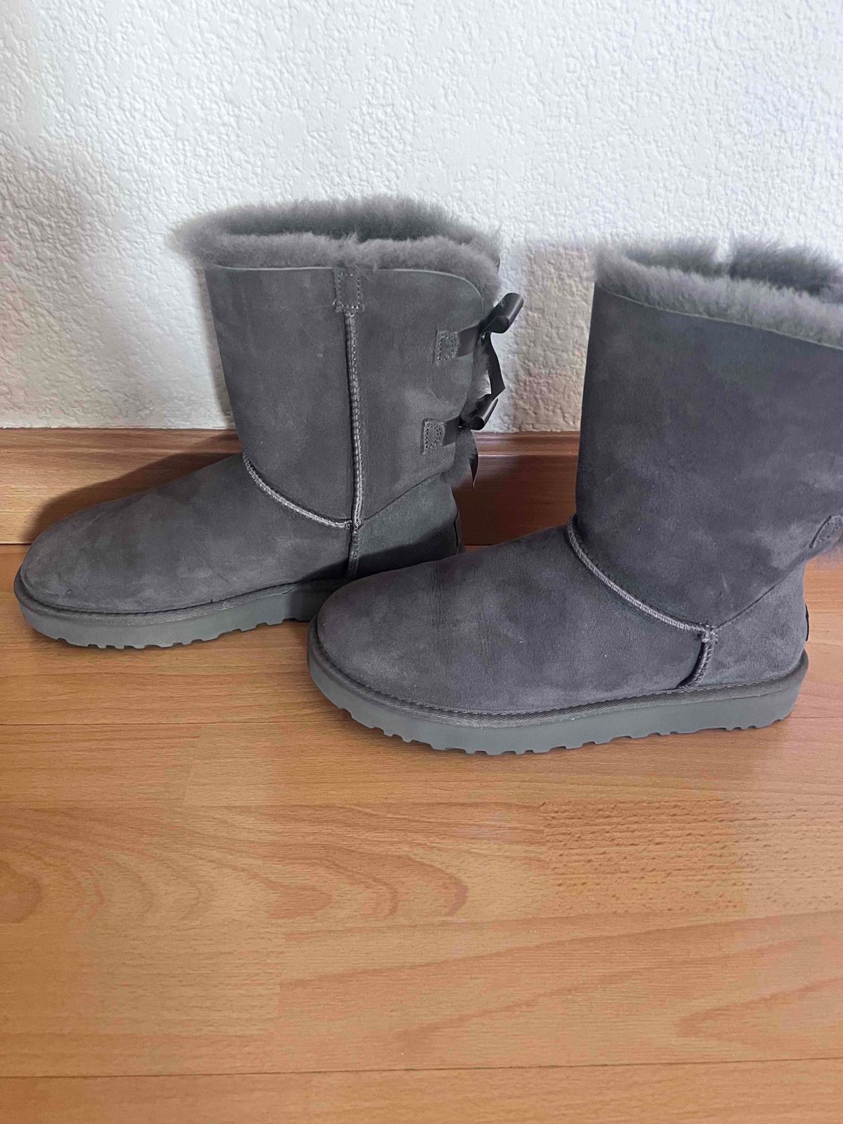 cheap grey uggs