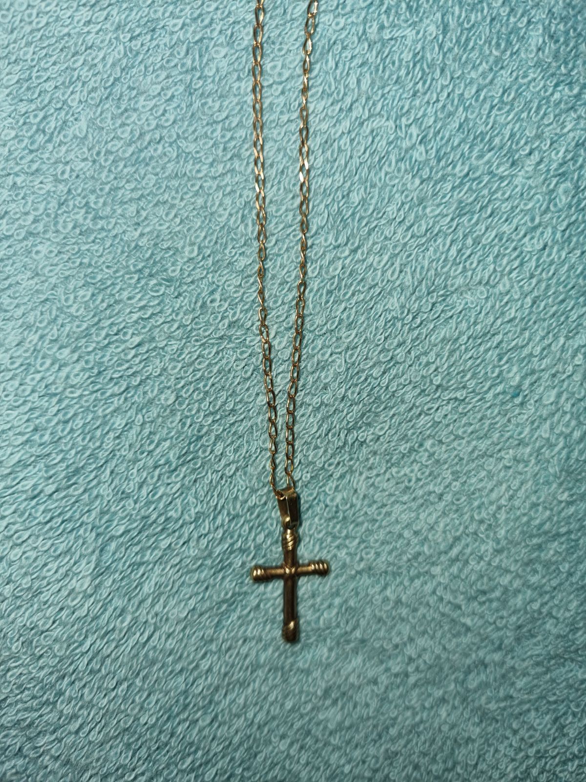 Women American Swiss Cross necklace. Never wo Yaga SA