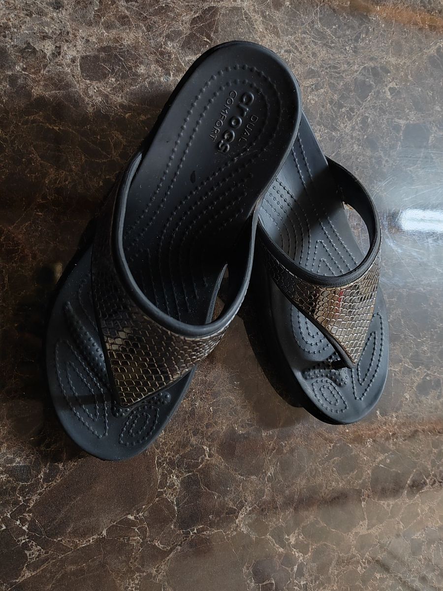 Women Dual Crocs Comfort Sandals. Worn only o Yaga SA