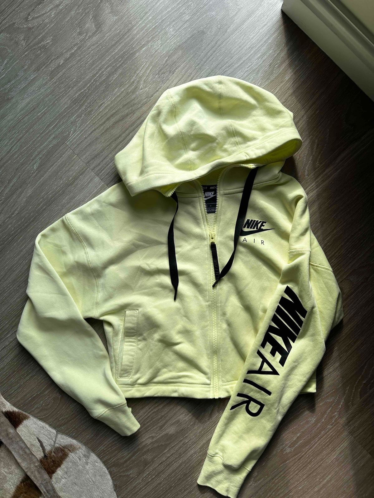 yellow nike crop hoodie