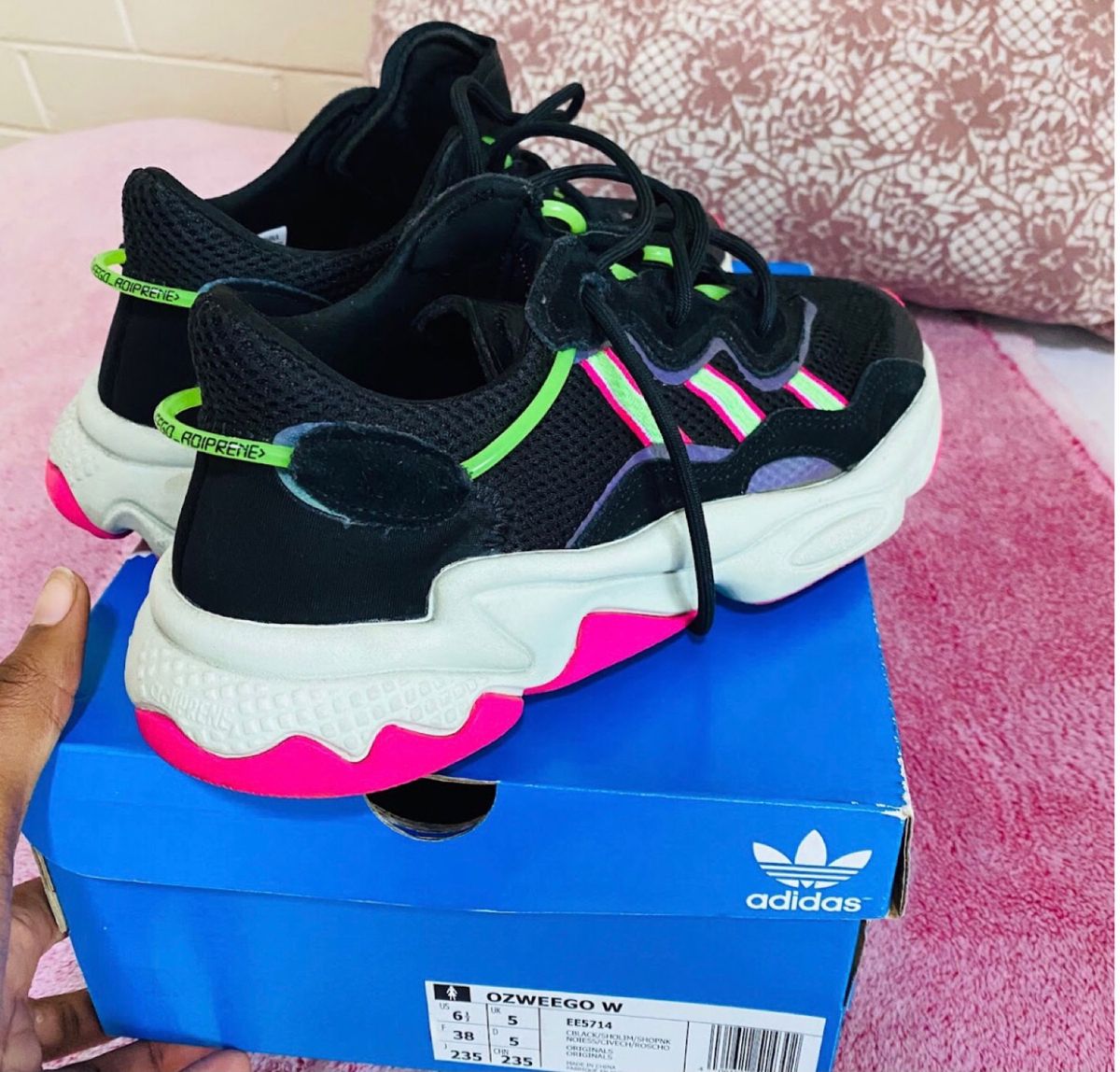 Women Adidas ozweego Yaga SA