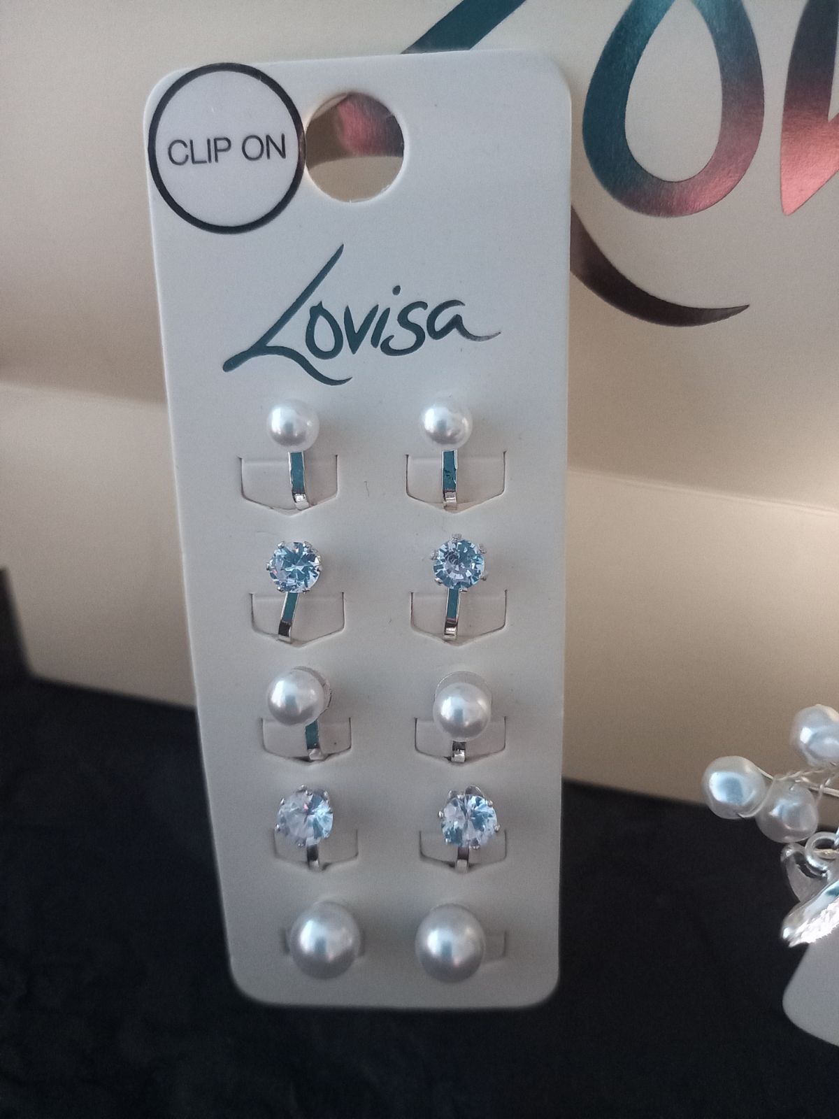 Clip on hot sale earrings lovisa