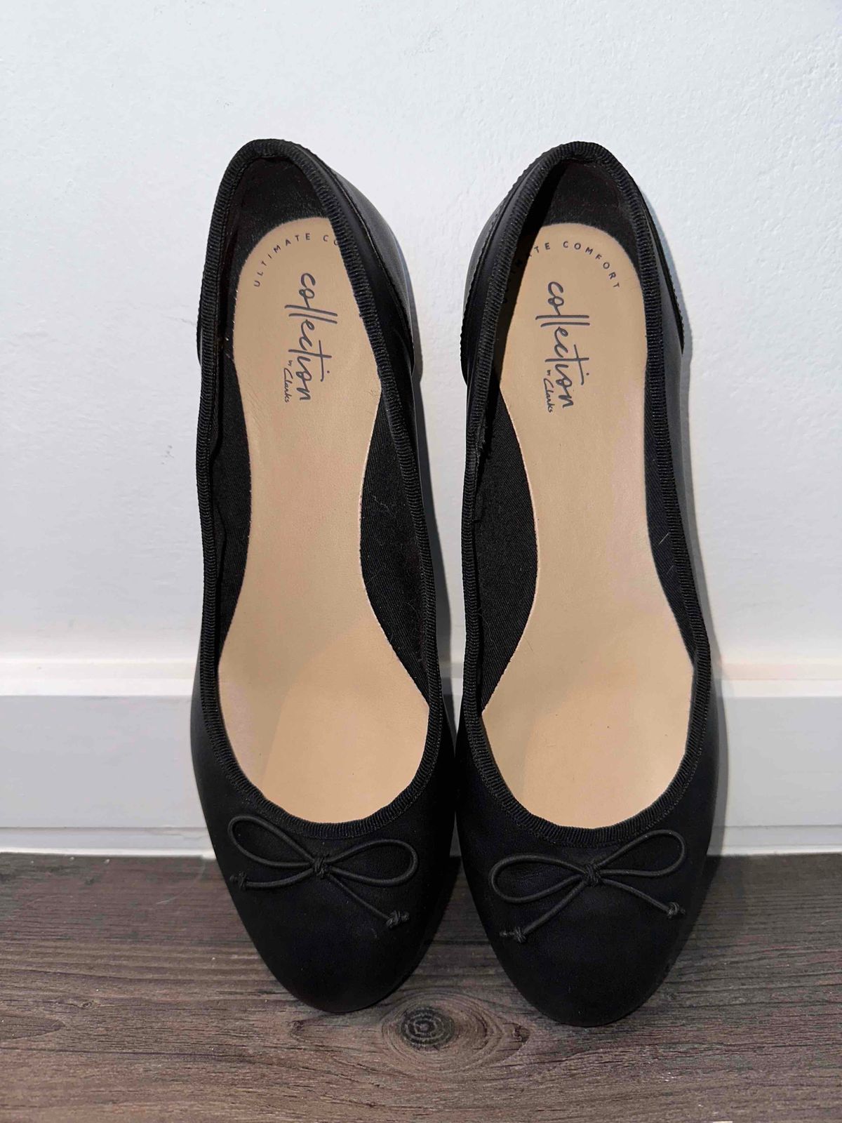 Clarks black hot sale ballet pumps