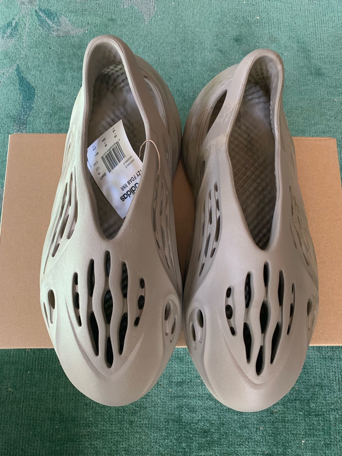 yeezy foam runner grailed