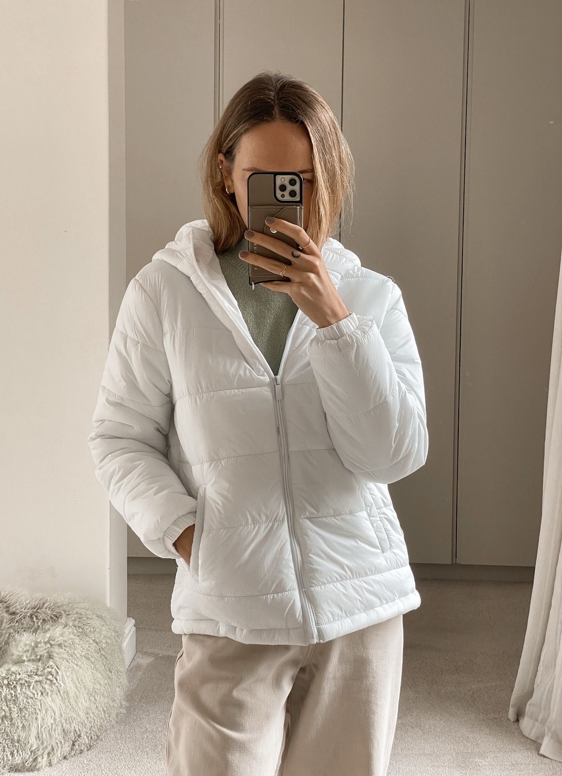 white puffer coat for women