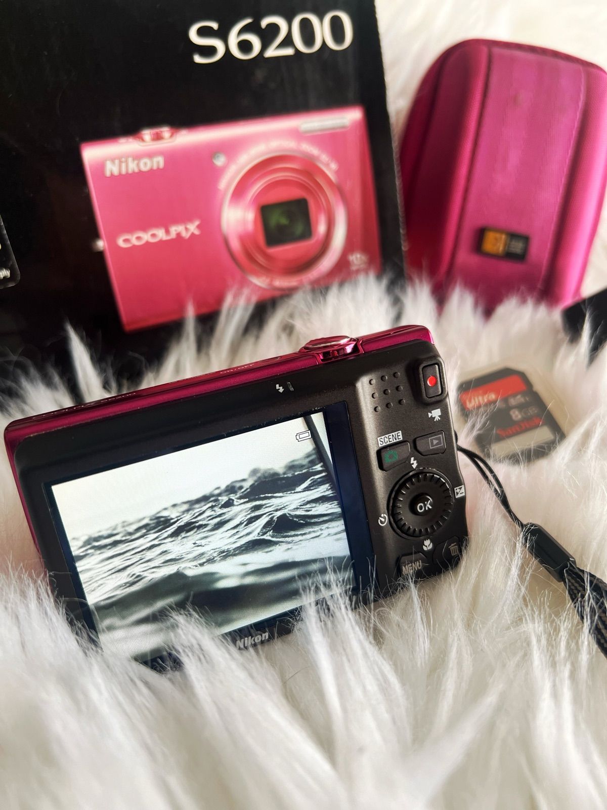 Technology | Nikon Coolpix S6200 digital camera in P | YAGA