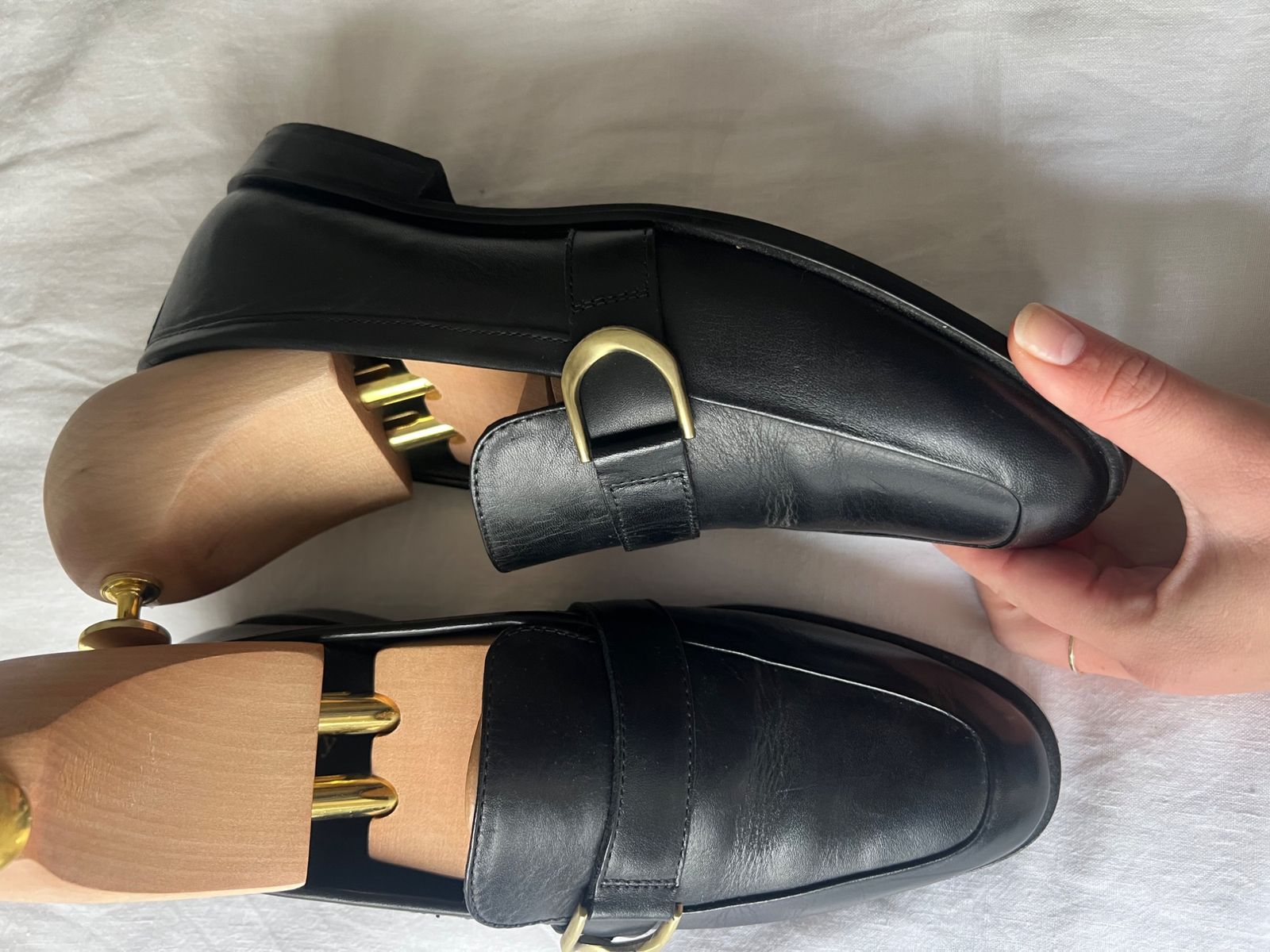 Yaga - marketplace for preloved fashion