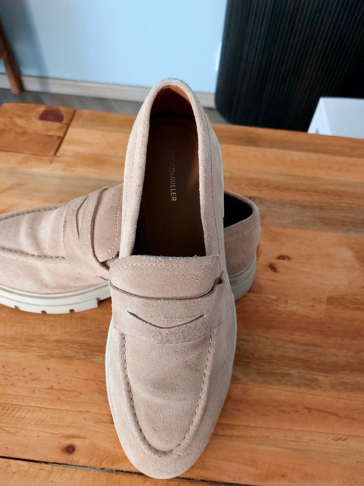 Women Tread & Miller ladies Suede Shoes, YAGA