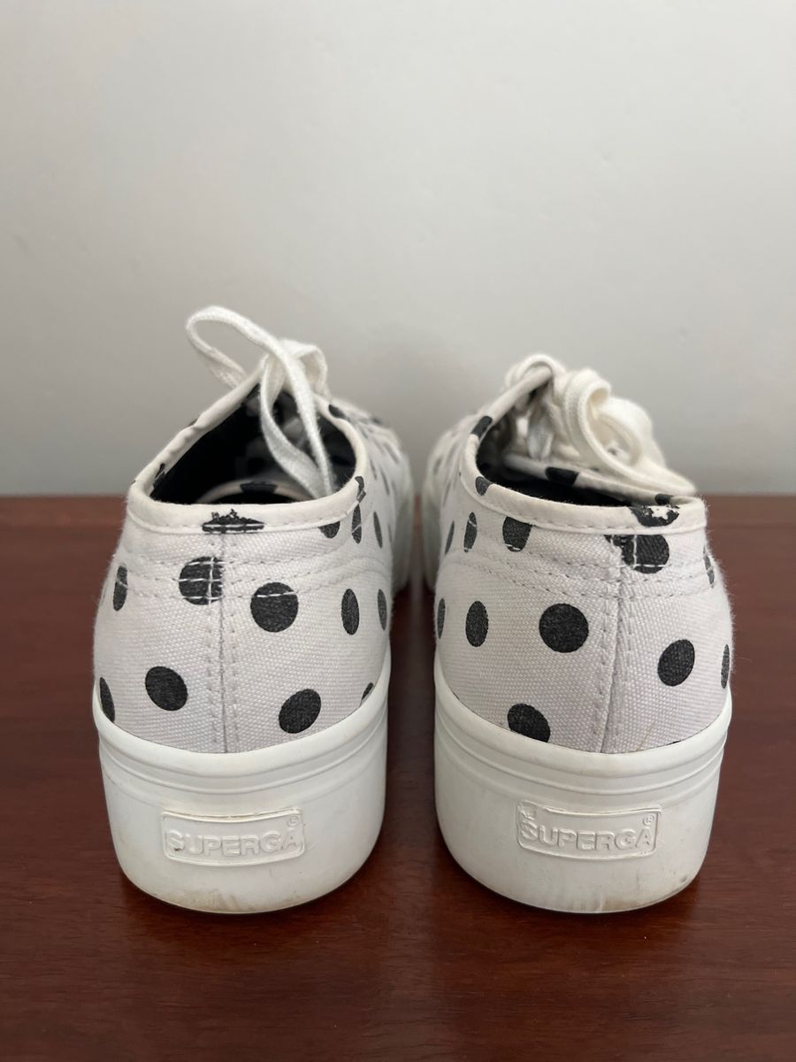 Women Superga flatform sneaker. Black and whi Yaga SA