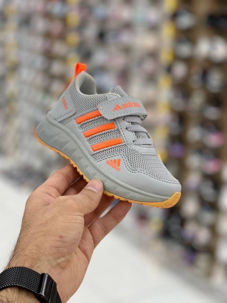 Kasut top adidas kids