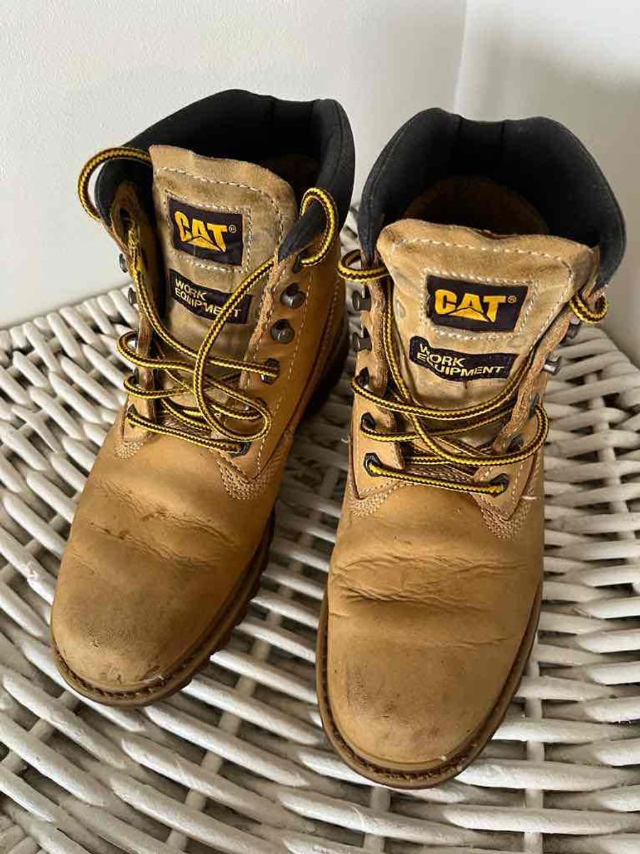 Cat 2025 shoes za