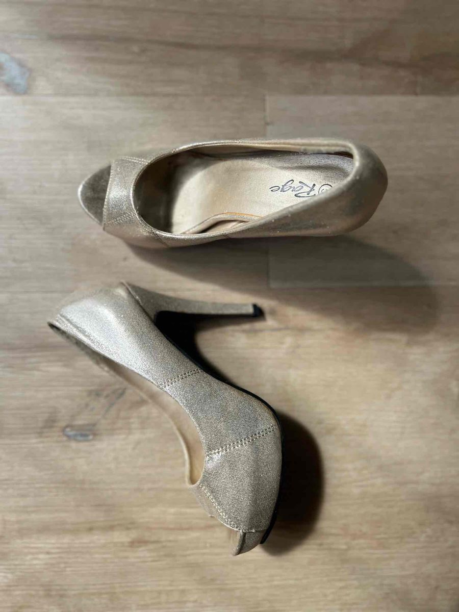 Gold heels clearance at rage