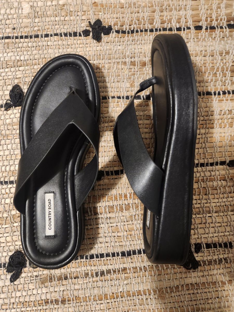 Country 2025 road sandals