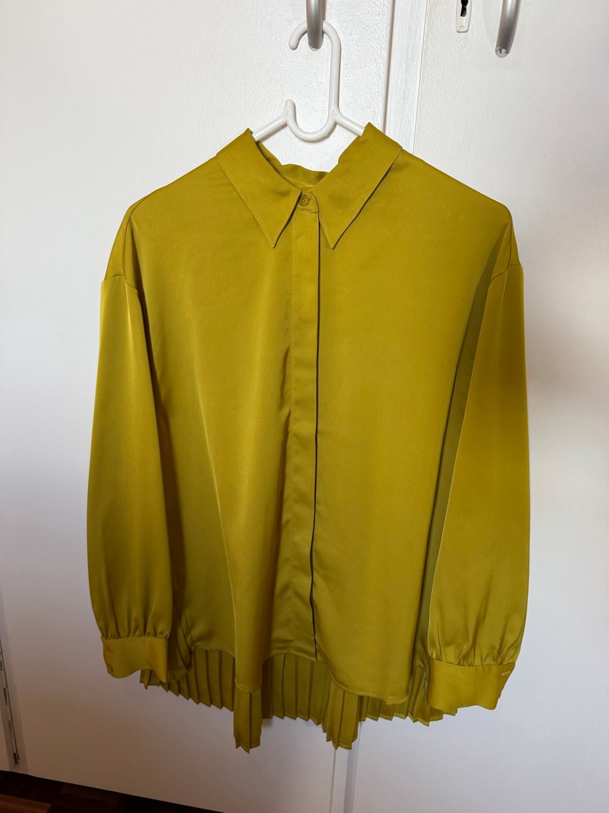Yaga - marketplace for preloved fashion
