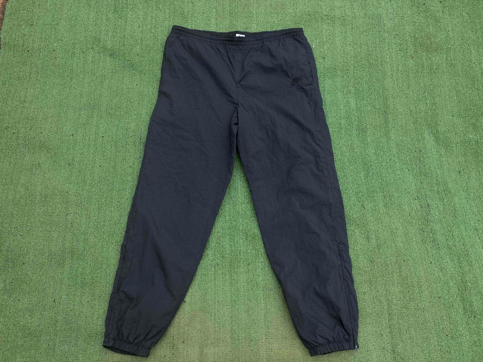 vintage nike nylon pants