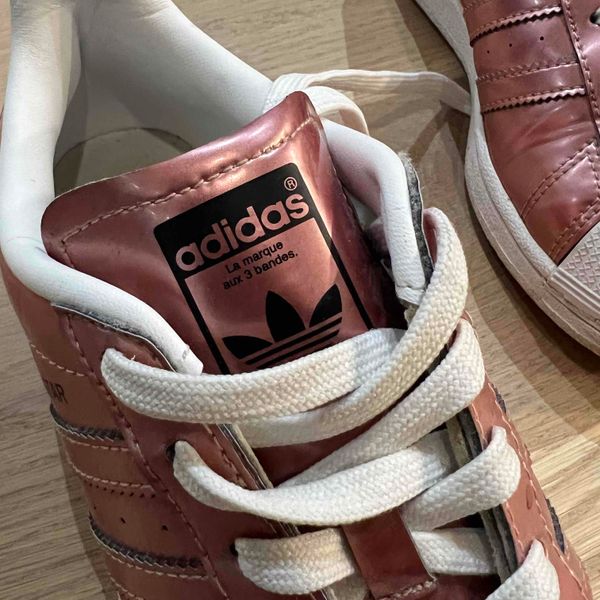 Yaga marketplace for preloved fashion