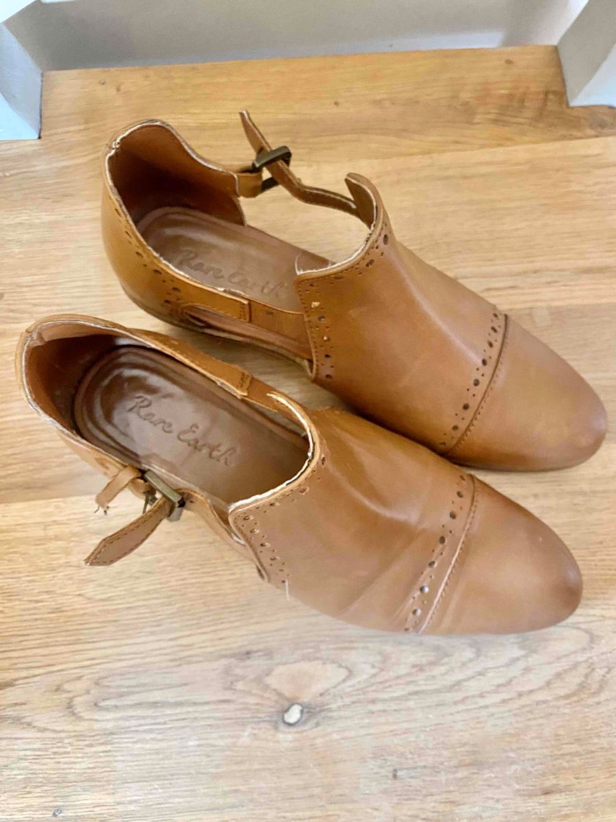 Rare earth shoes 2024 boots