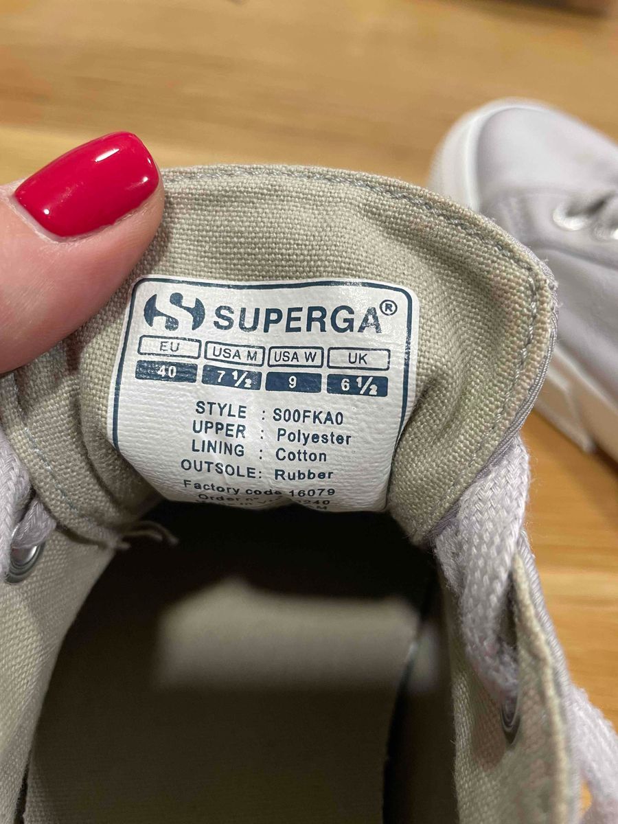 Women Superga silver sneakers. Size 40 Yaga SA