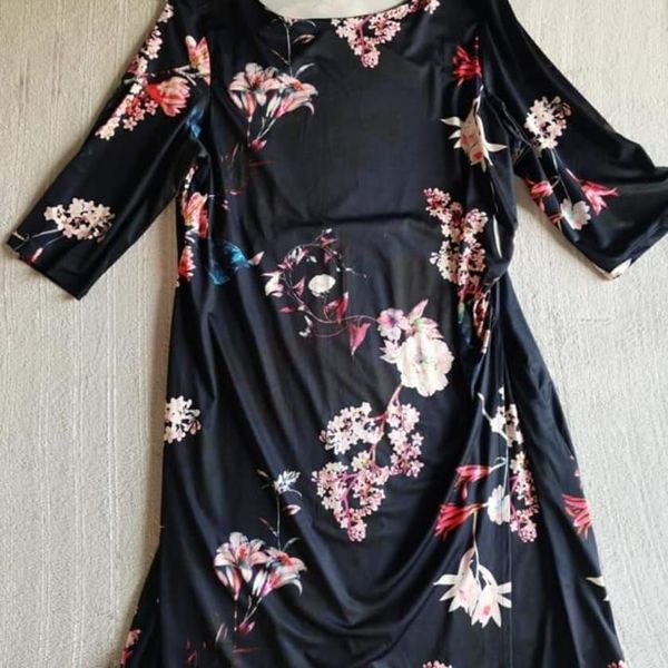 Women Size 42/44 Edgars Plus Size Dress lik YAGA