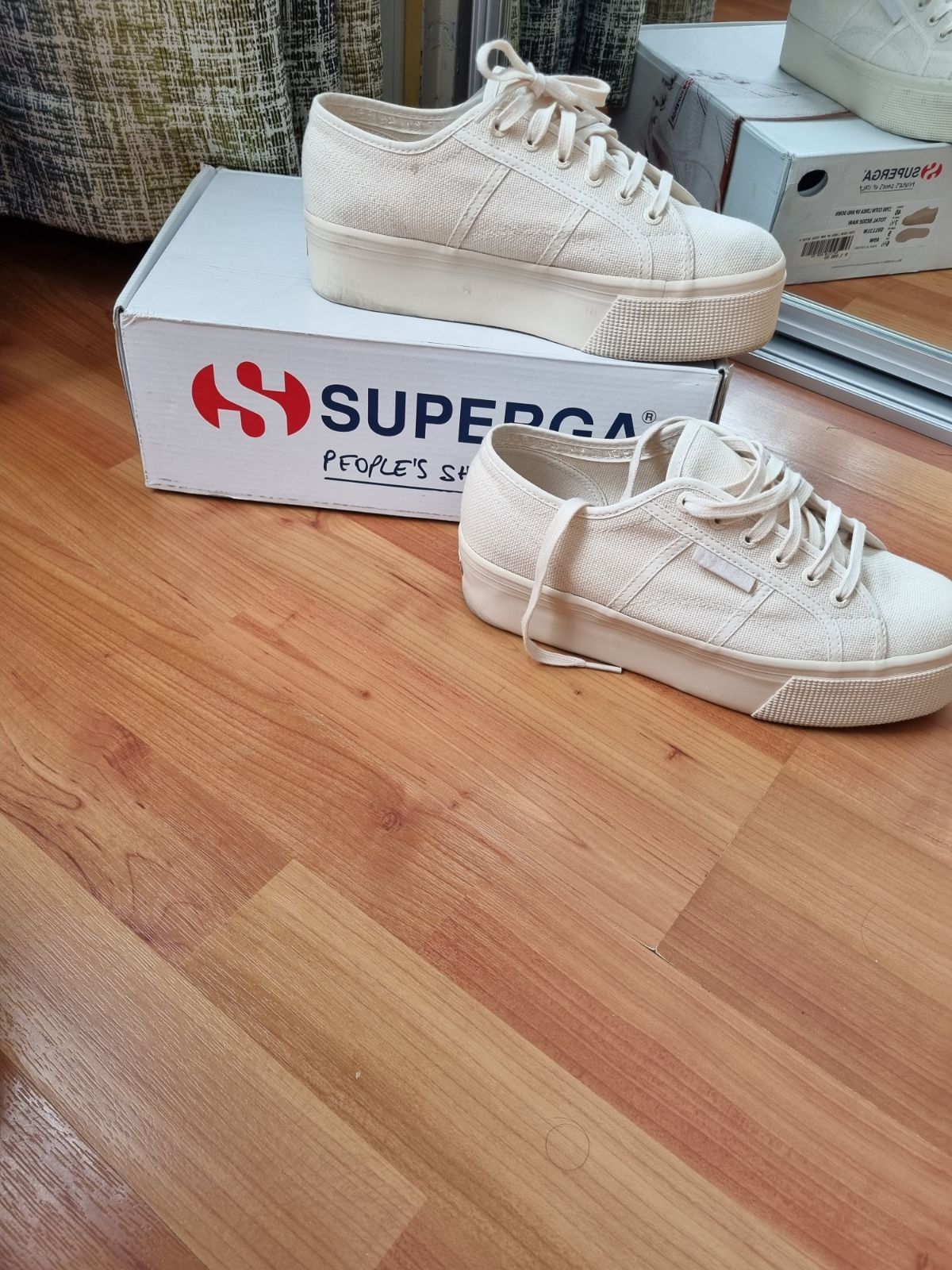 Superga laminate outlet