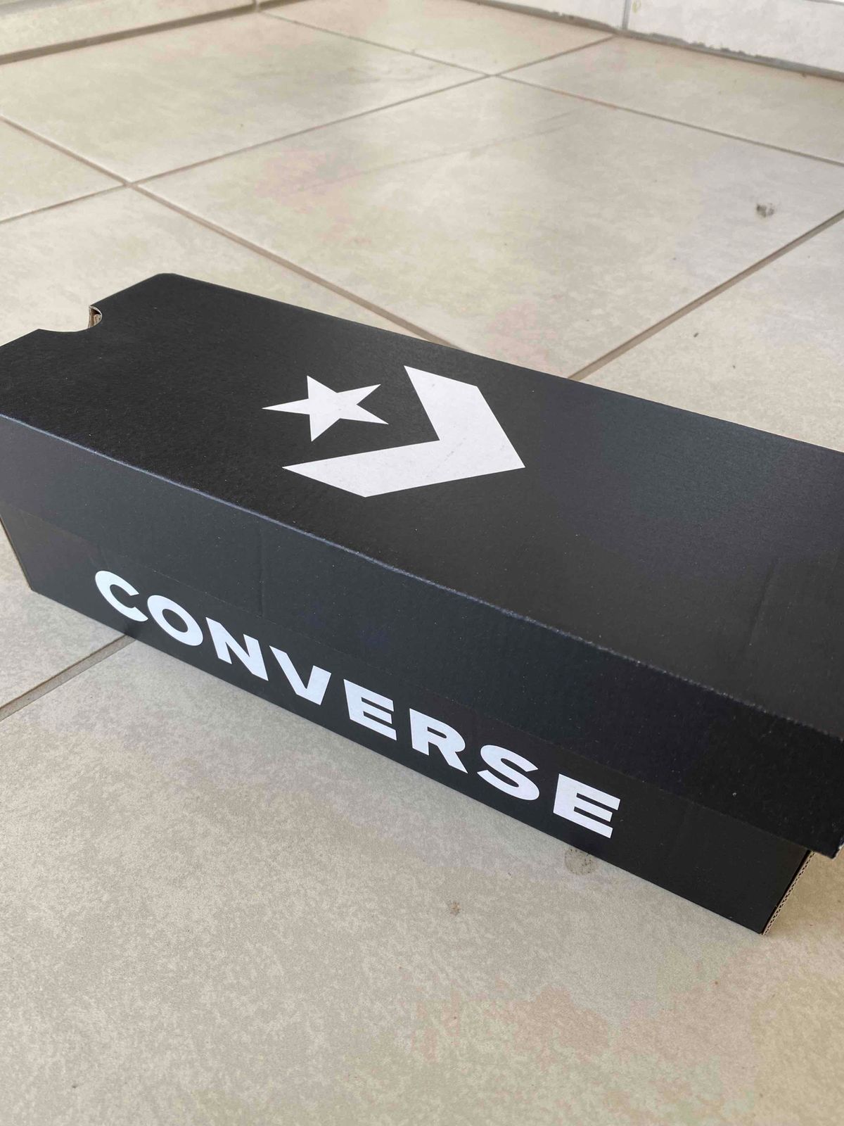 Converse shoe box hot sale for sale