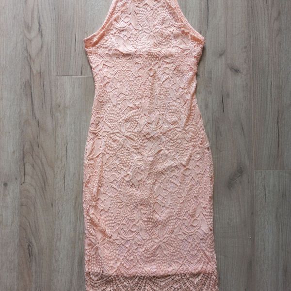 Express Light Pink Lace Bodycon Dress  Lace bodycon, Lace bodycon dress,  Pink lace