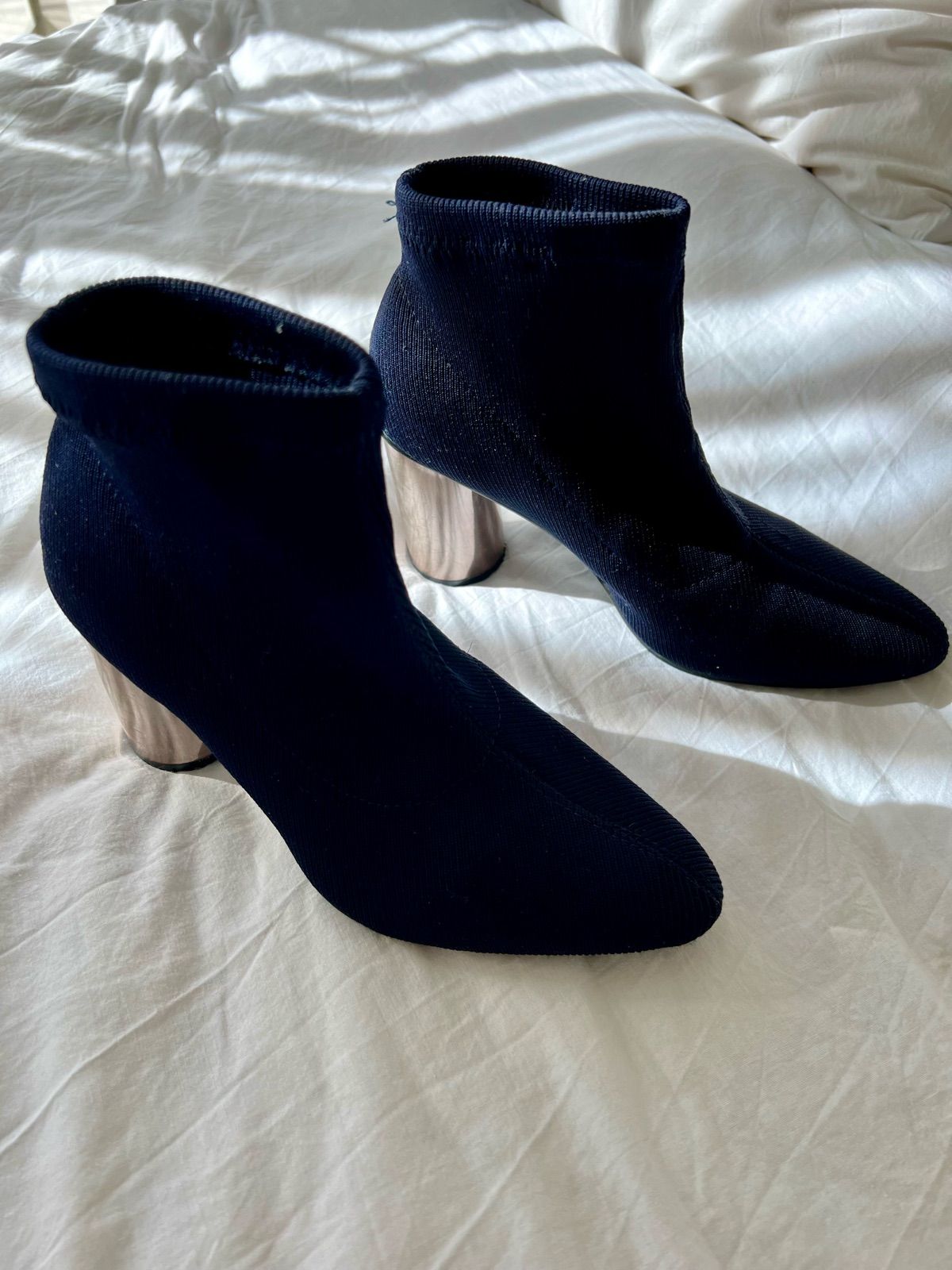 yaga-marketplace-for-preloved-fashion