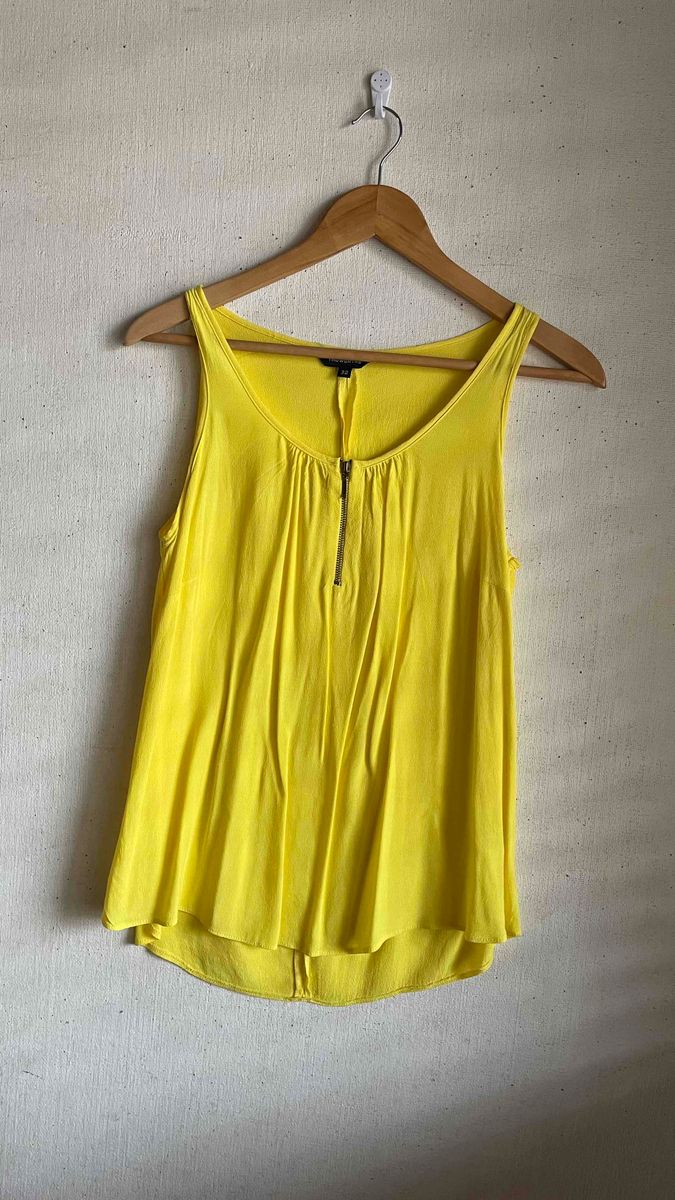 Yellow tops top at truworths