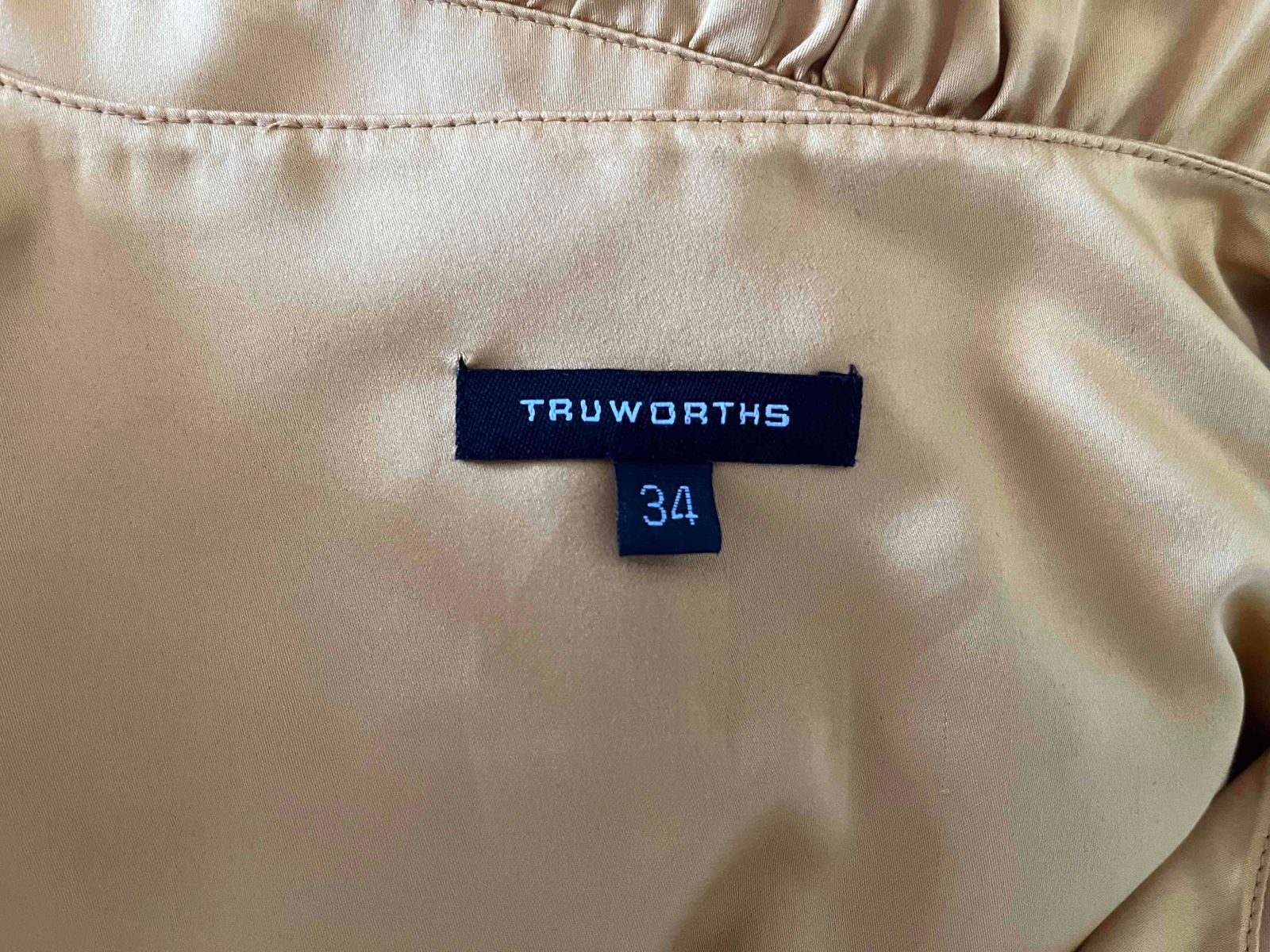 truworths yellow tops