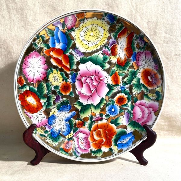 Chinese floral display plate