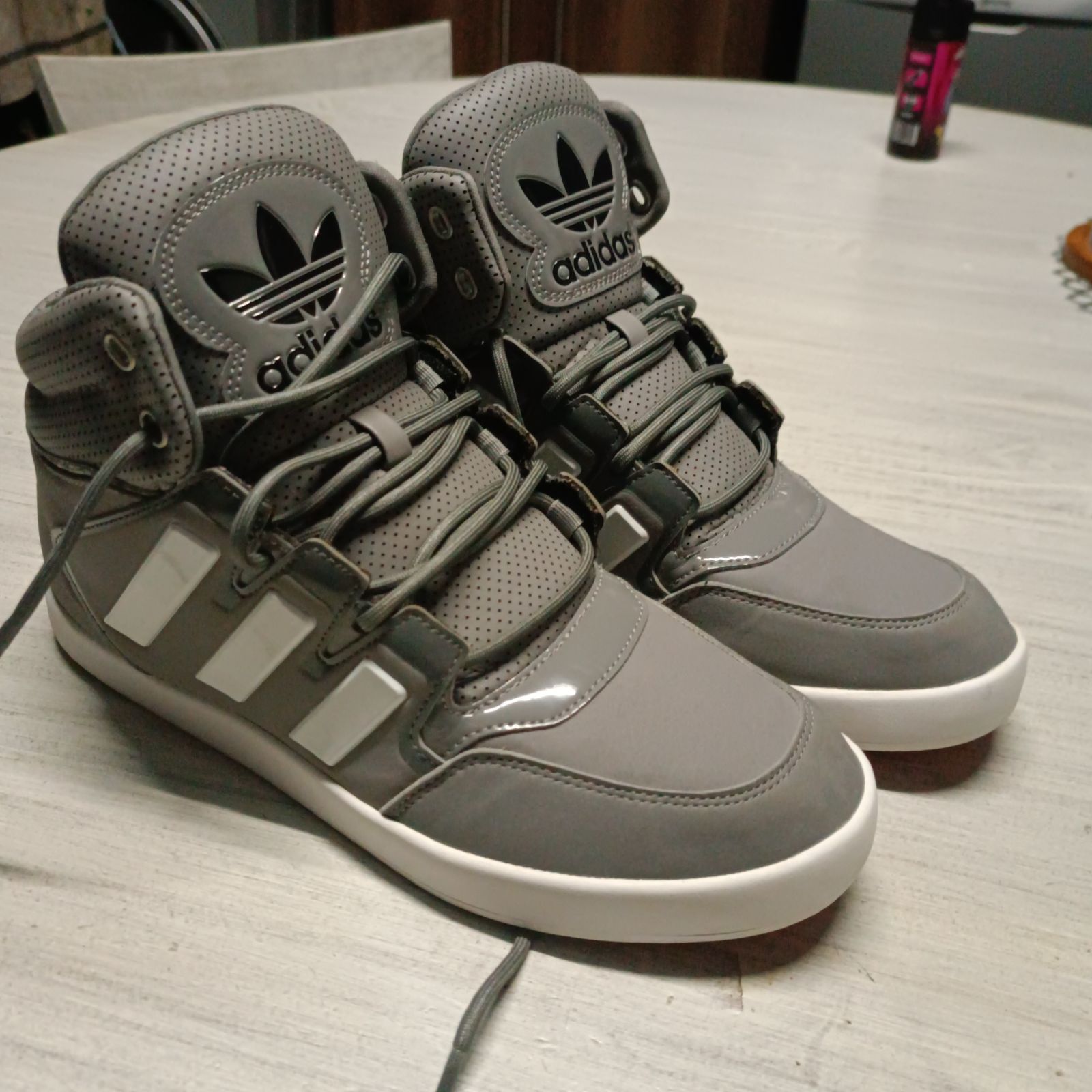 Men Adidas high top sneakers Yaga SA