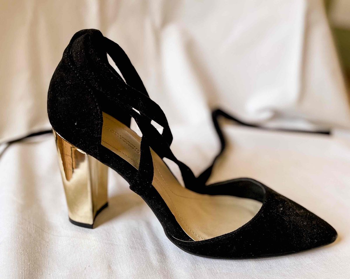 Gold 2025 velvet heels