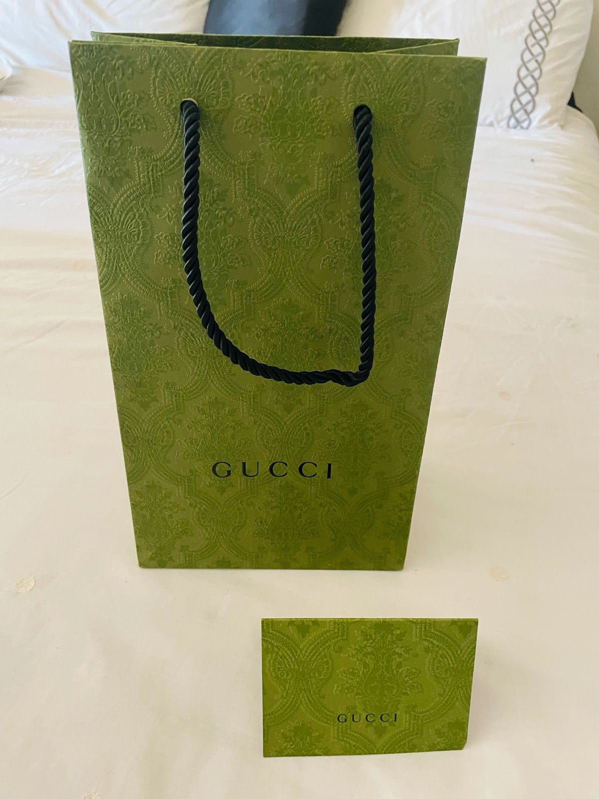 Gucci cheap paper bag