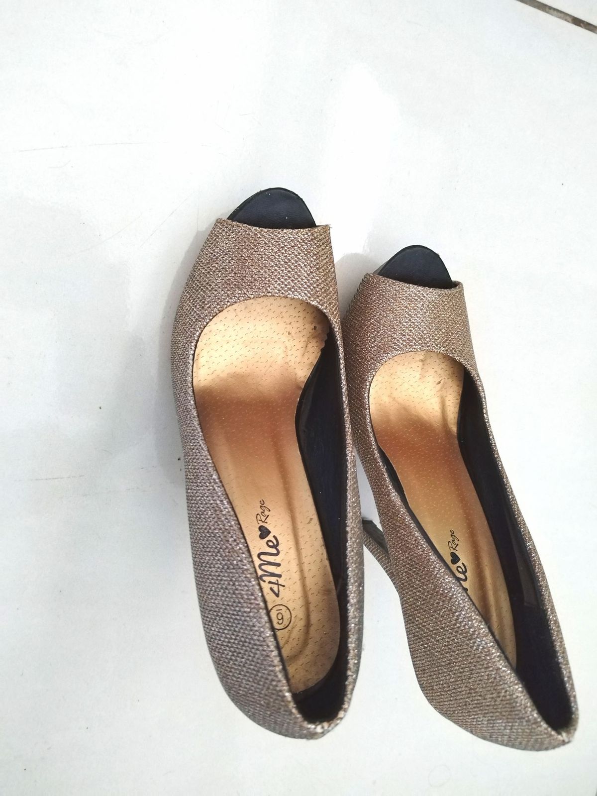 Rage store gold heels