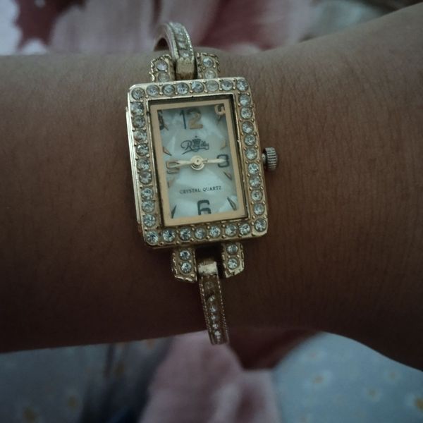 Women Royalty collection swiss MOVT 18KGP gol Yaga SA