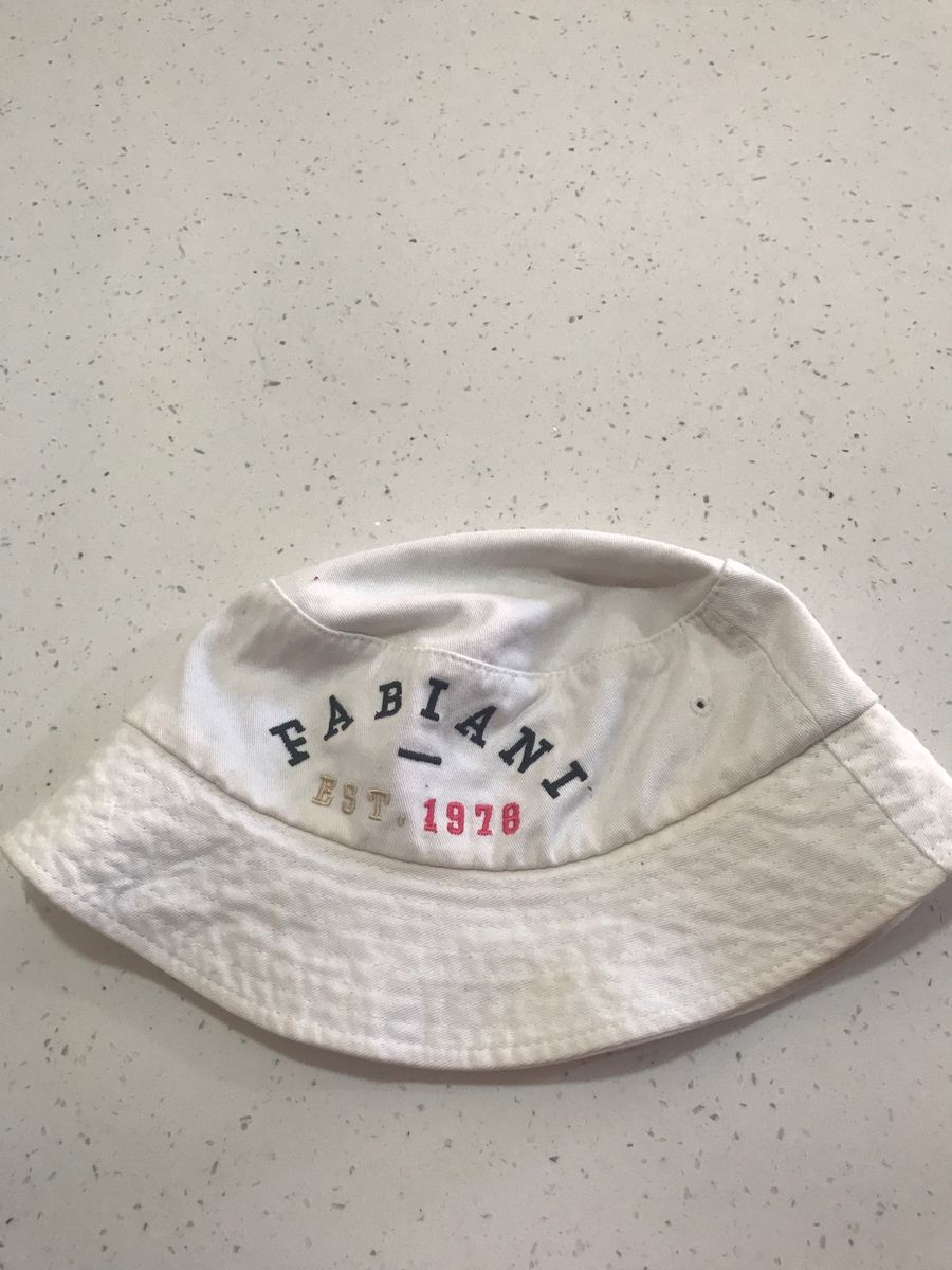 Fabiani top bucket hat