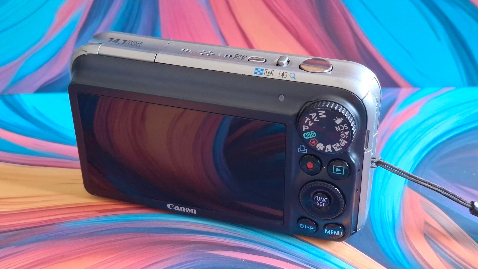 Canon PowerShot SX210 IS 14.1MP – Compact Bleu, Zoom 14x, Avec étui Et Chargeur – Très Bon état