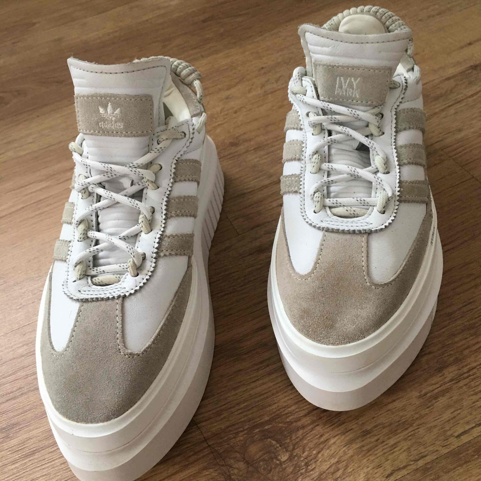 Women | adidas x Beyonce Ivy Park Super Sleek 7 | YAGA