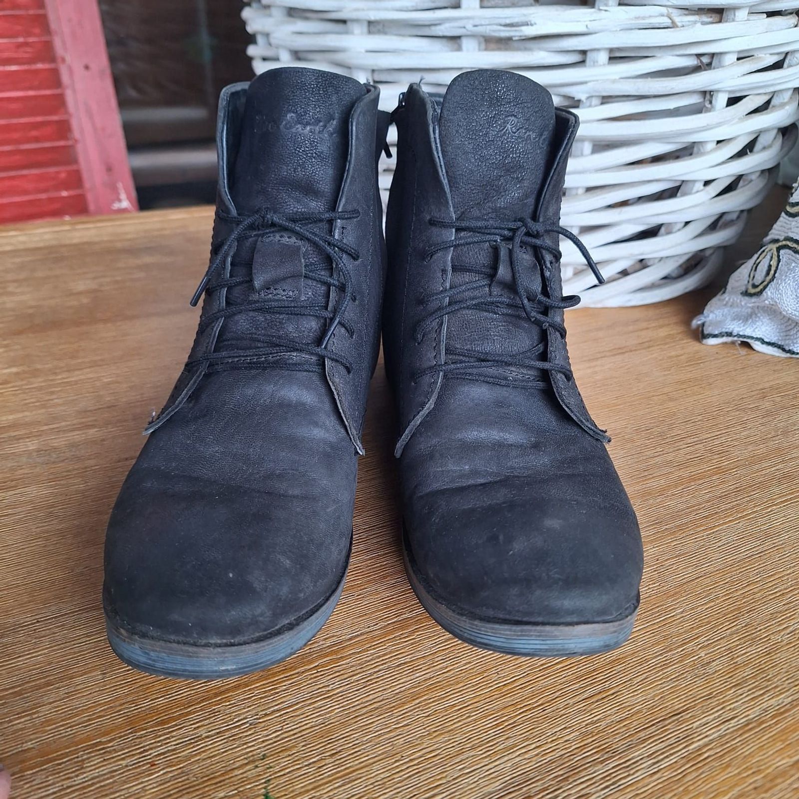 Women Rare Earth leather black boots lace de Yaga SA