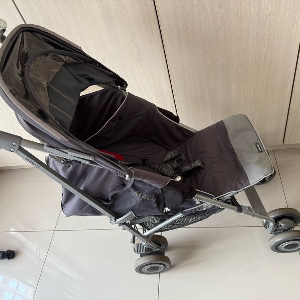 Kids Maclaren stroller comfortable yet compa YAGA