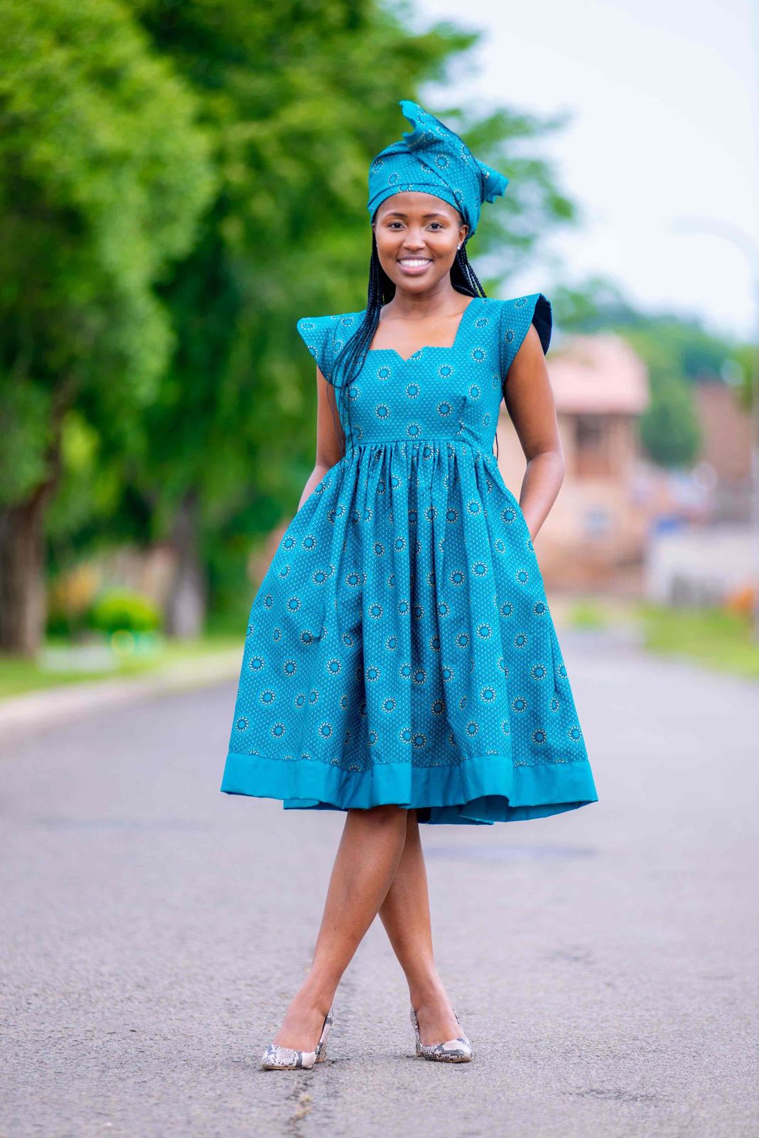 Women | Turquoise traditional dress | YAGA