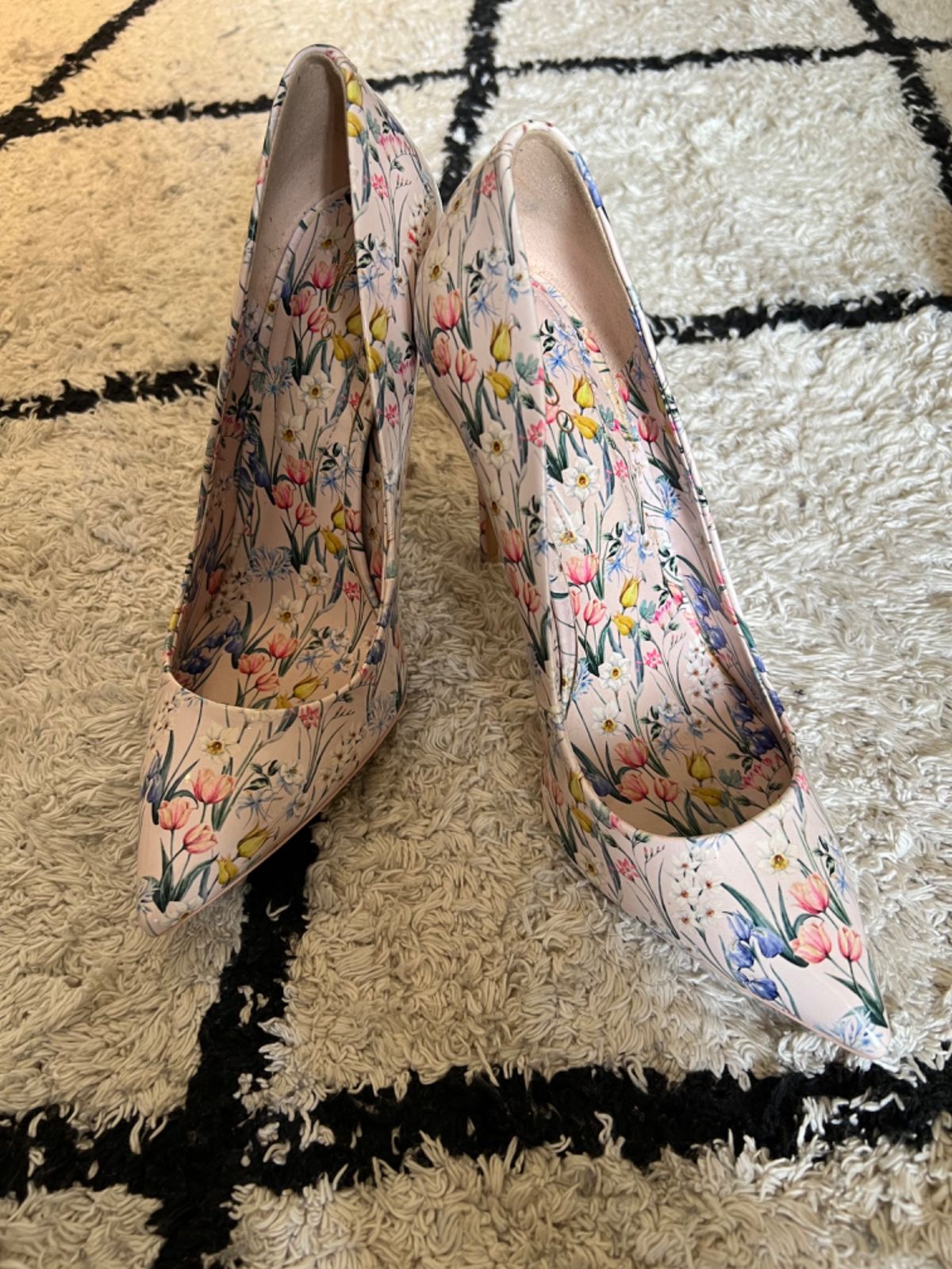 Aldo floral cheap pumps