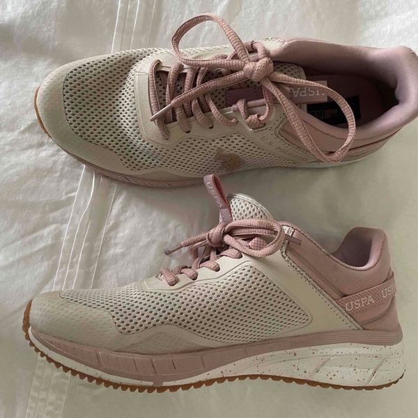 Yaga Marketplace For Preloved Fashion yaga-marketplace-for-preloved-fashion