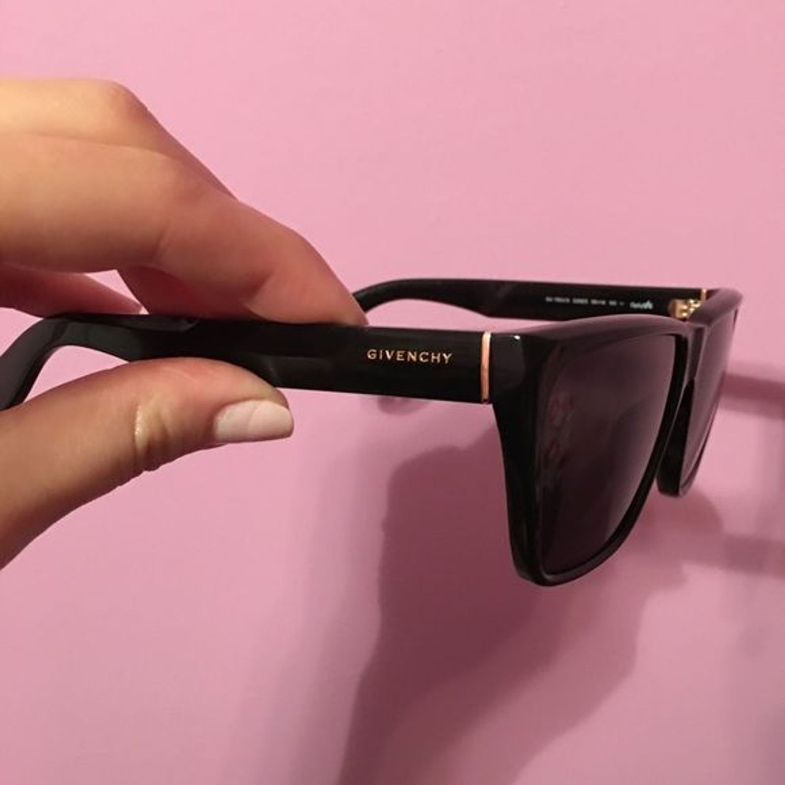 Givenchy store gv7002 sunglasses