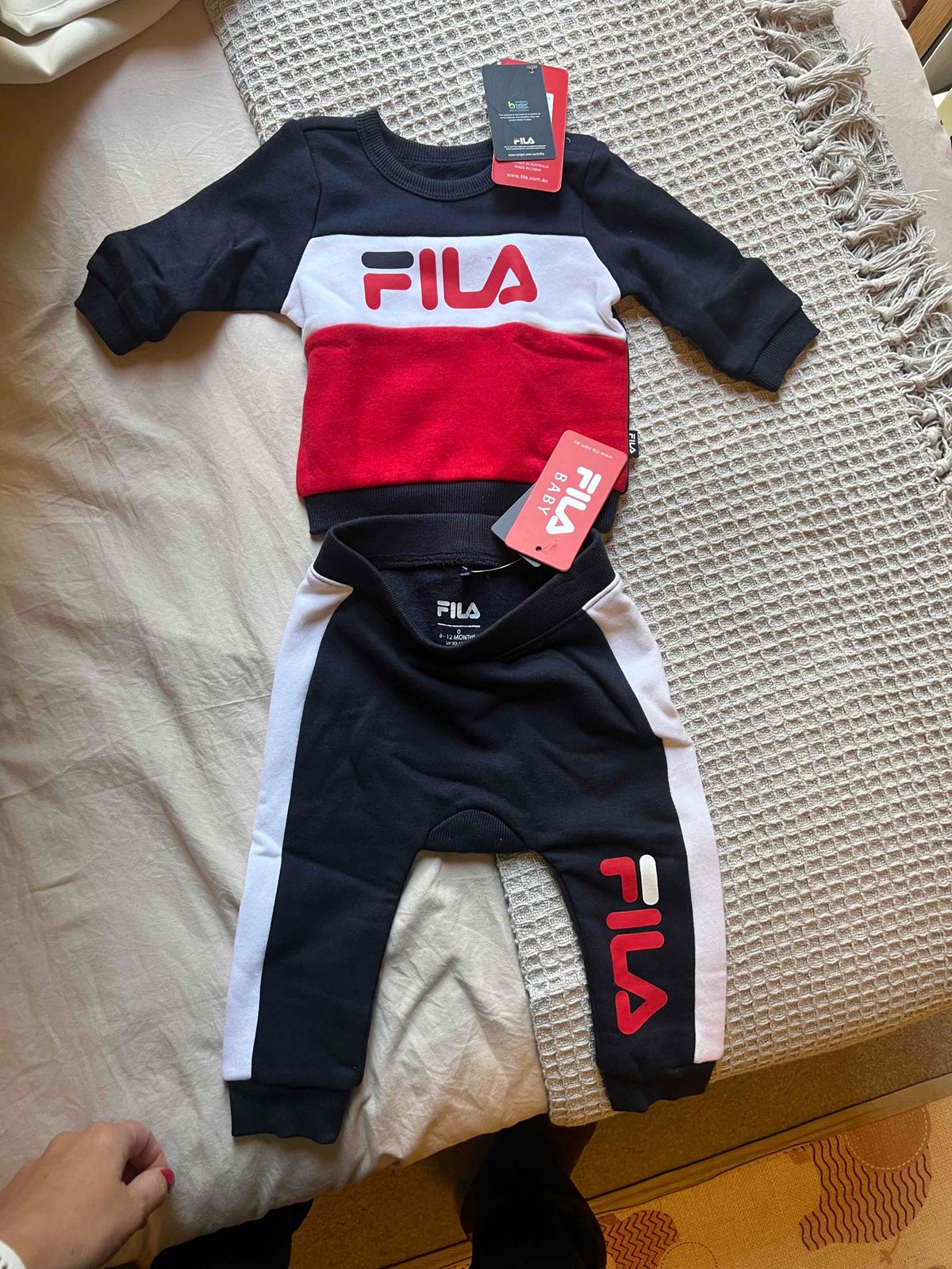 Baby fila outlet sweatsuit