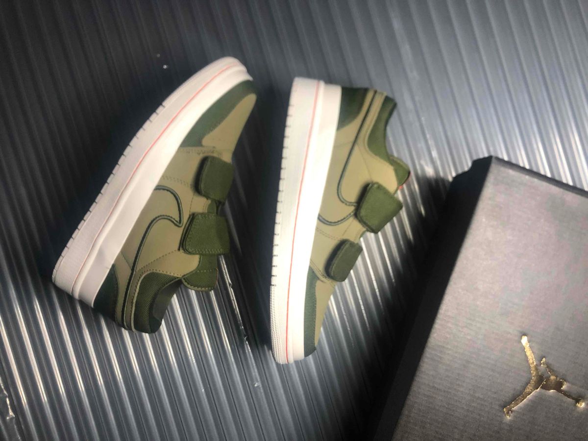 Air Jordan 1 High Double Strap Olive