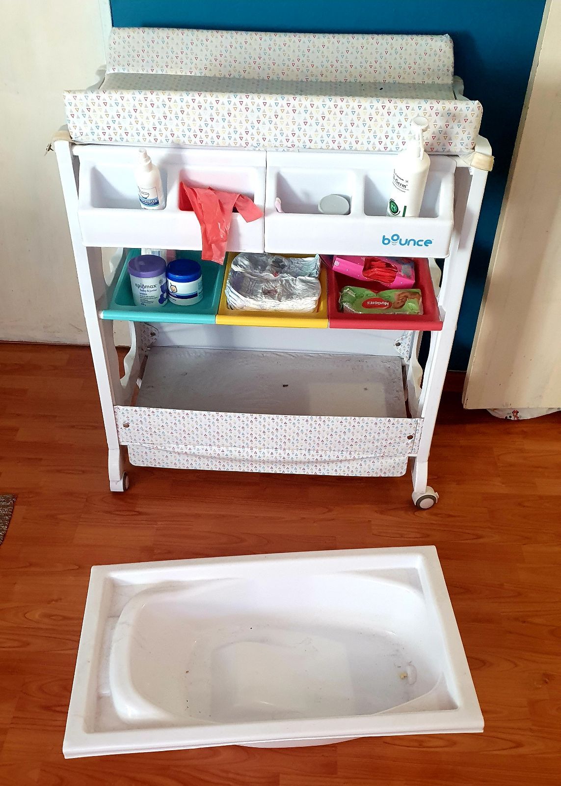 Bounce baby outlet bath station